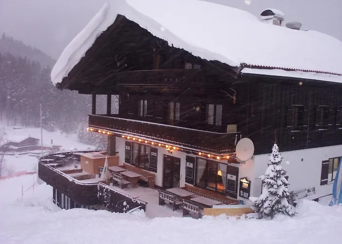 بيت ضيافة بيرغهوتيل سوتين Rotta