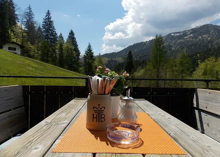 بيت ضيافة بيرغهوتيل سوتين Rotta